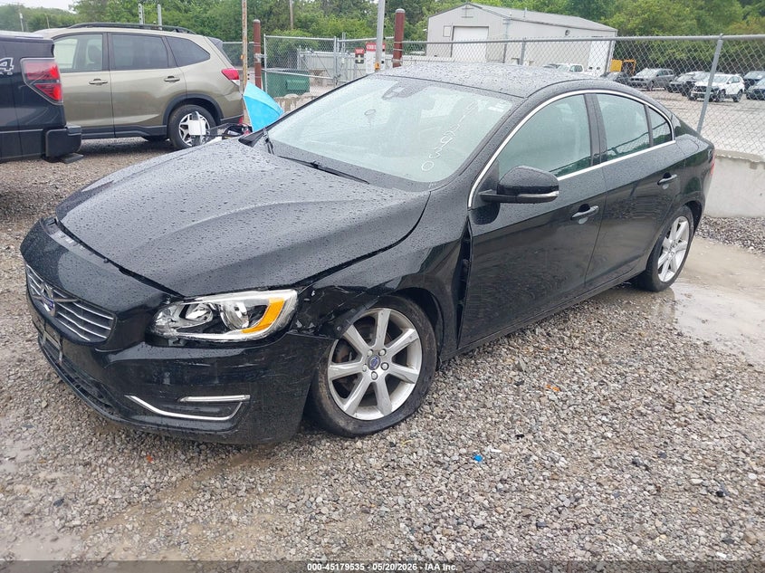2016 VOLVO S60 auction photo 2