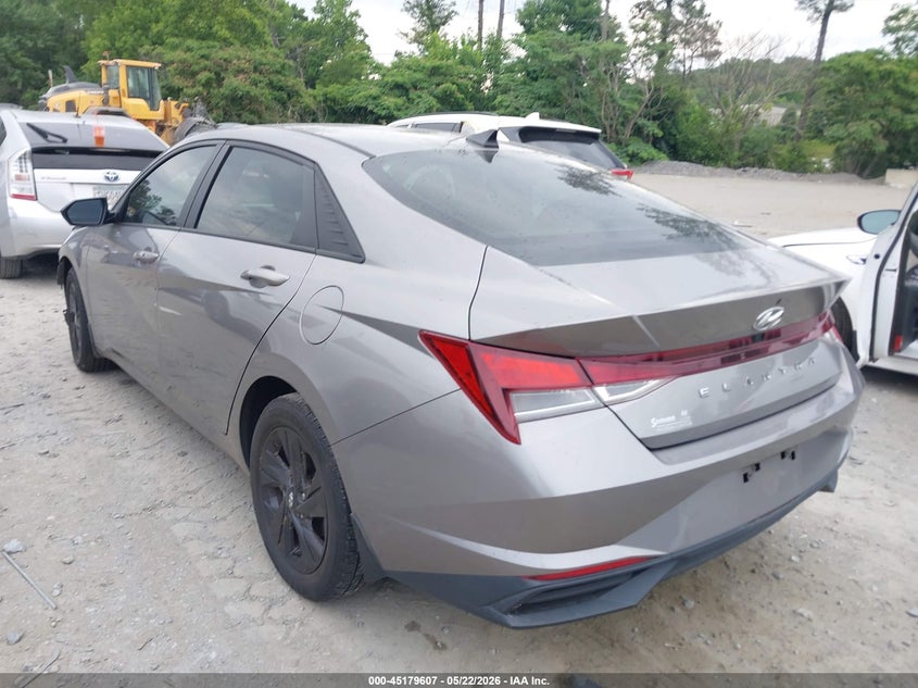 2022 HYUNDAI ELANTRA SEDAN 2.0L I-4 DOHC, VVT, 147HP
