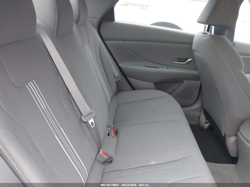 2022 HYUNDAI ELANTRA SEDAN 2.0L I-4 DOHC, VVT, 147HP