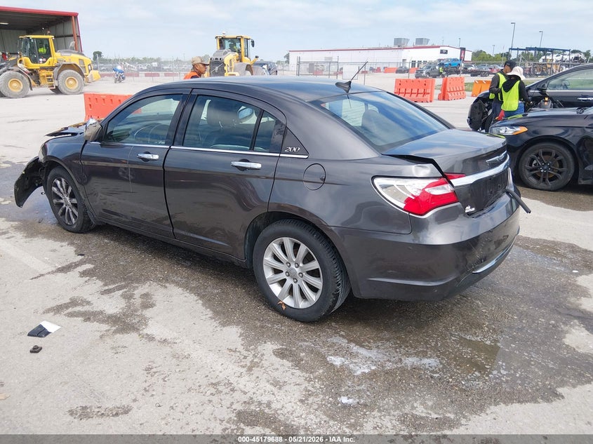 2014 CHRYSLER 200 auction photo 3