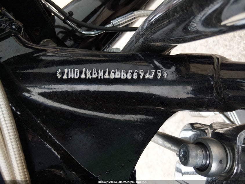 2011 Harley-Davidson Flhx VIN: 1HD1KBM16BB669179 Lot: 45179694