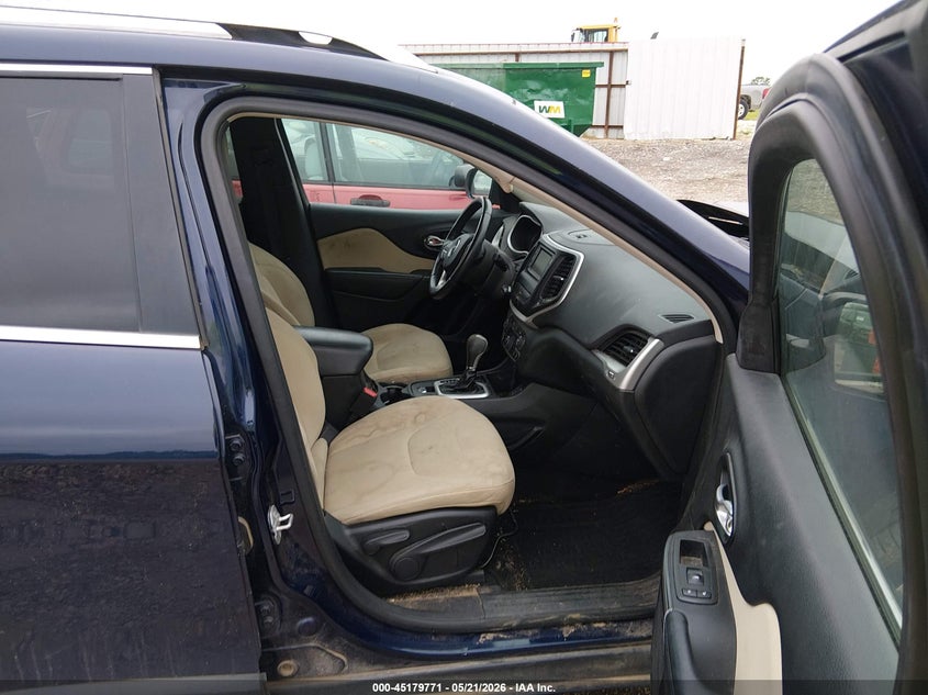 2016 JEEP CHEROKEE auction photo 5