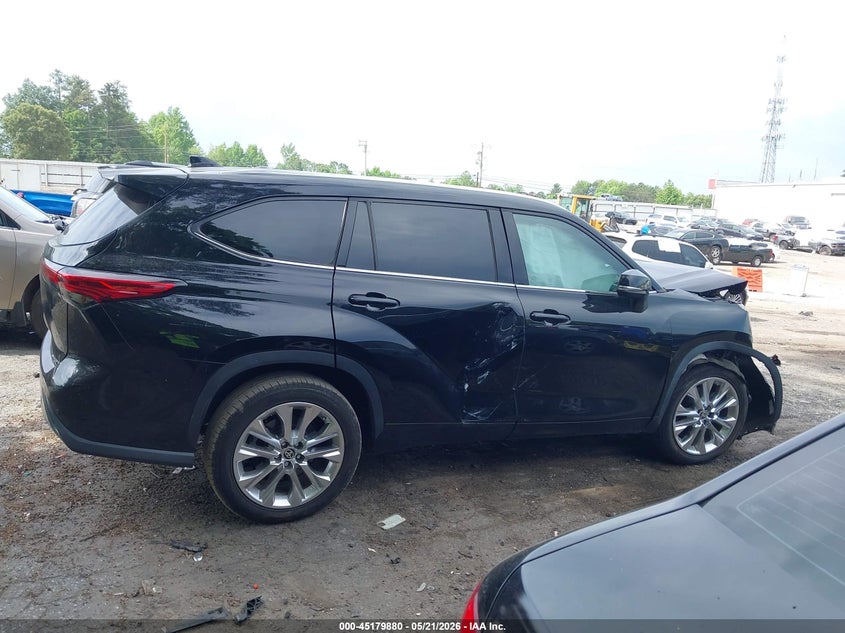 TOYOTA HIGHLANDER - zdjęcie 13