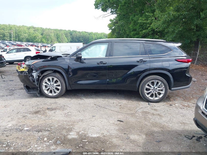 TOYOTA HIGHLANDER - zdjęcie 14