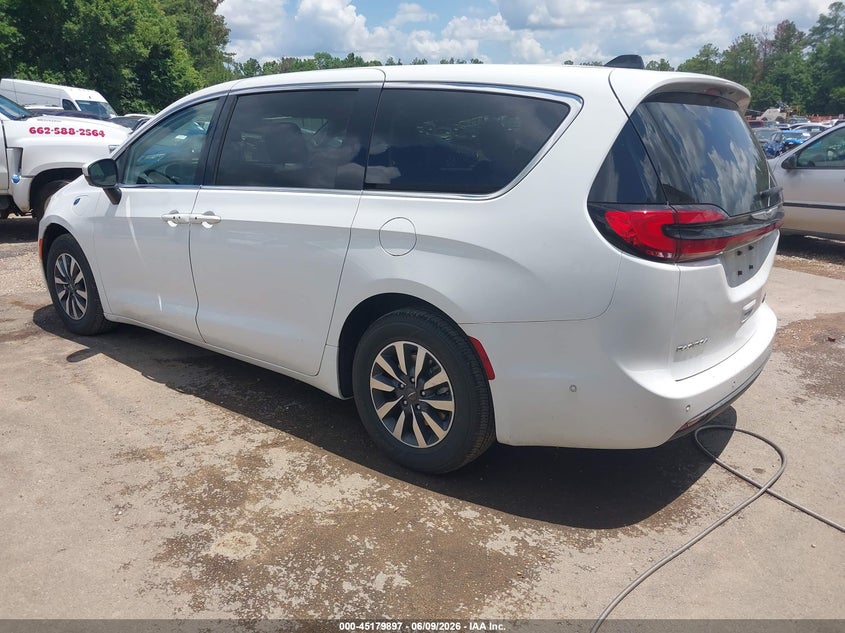 Vin: 2c4rc1l72pr562592, lot: 45677609, chrysler pacifica hybrid touring l 20233