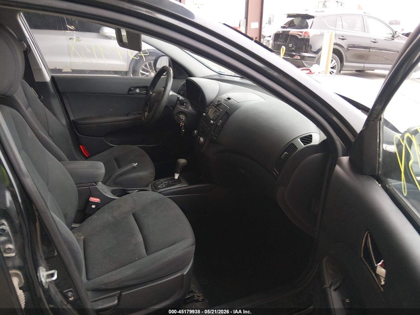 2010 HYUNDAI ELANTRA TOURING auction photo 5