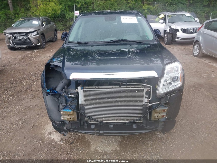 2016 GMC TERRAIN auction photo 6