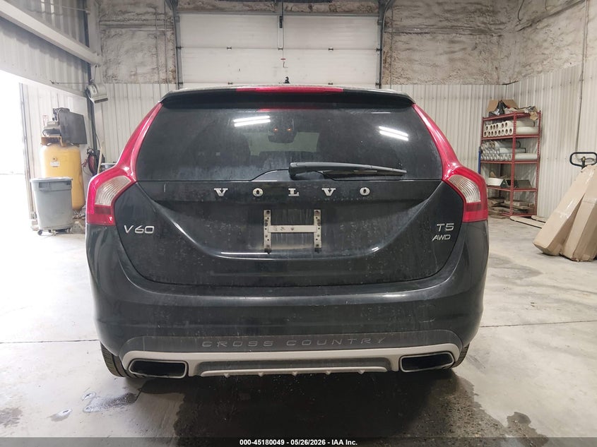 2016 Volvo V60 Cross Country T5 VIN: YV4612HK4G1006040 Lot: 45180049