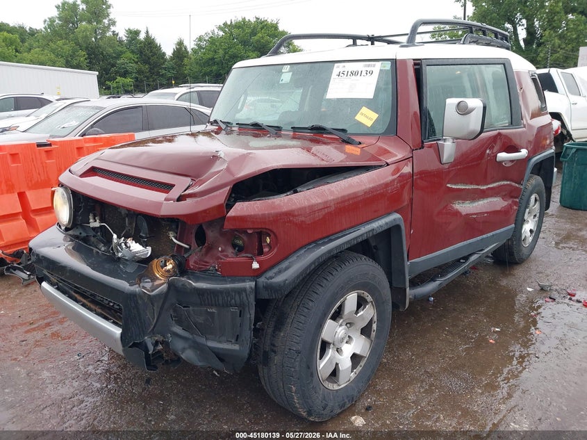 2008 TOYOTA FJ CRUISER auction photo 2