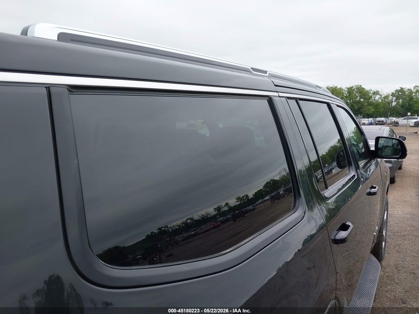 2022 Jeep Wagoneer Series Ii 4X4 VIN: 1C4SJVBT9NS111717 Lot: 45180223