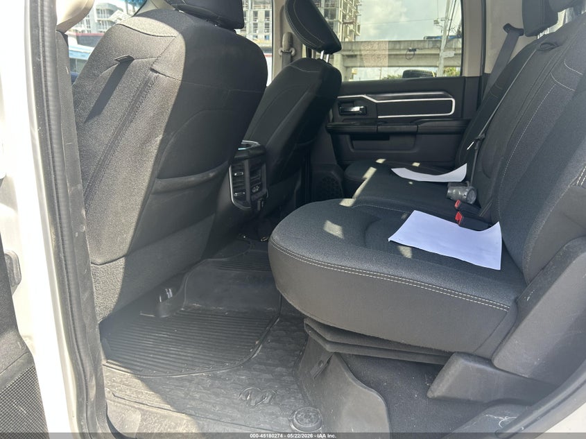 2018 Ram 5500 Chassis Tradesman/Slt/Laramie VIN: 3C7WRNFL4JG412310 Lot: 45180274