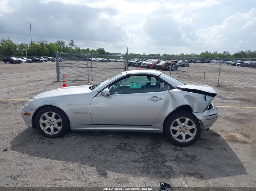 2001 Mercedes-Benz Slk 230 Kompressor VIN: WDBKK49F71F227412 Lot: 45180279
