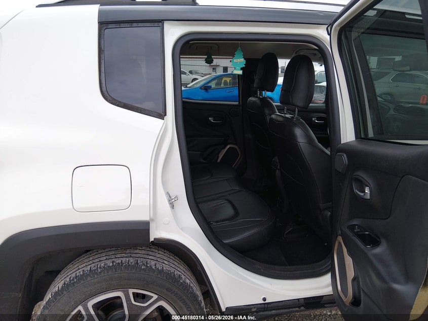 2015 JEEP RENEGADE auction photo 8