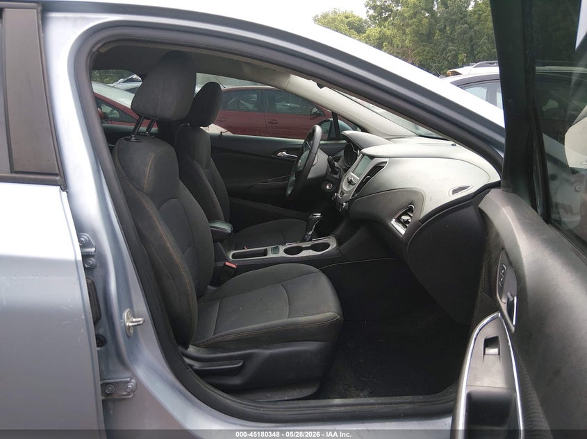 2017 CHEVROLET CRUZE auction photo 5