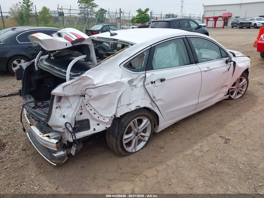 VIN 3FA6P0LUXJR118746 2018 FORD FUSION HYBRID SE