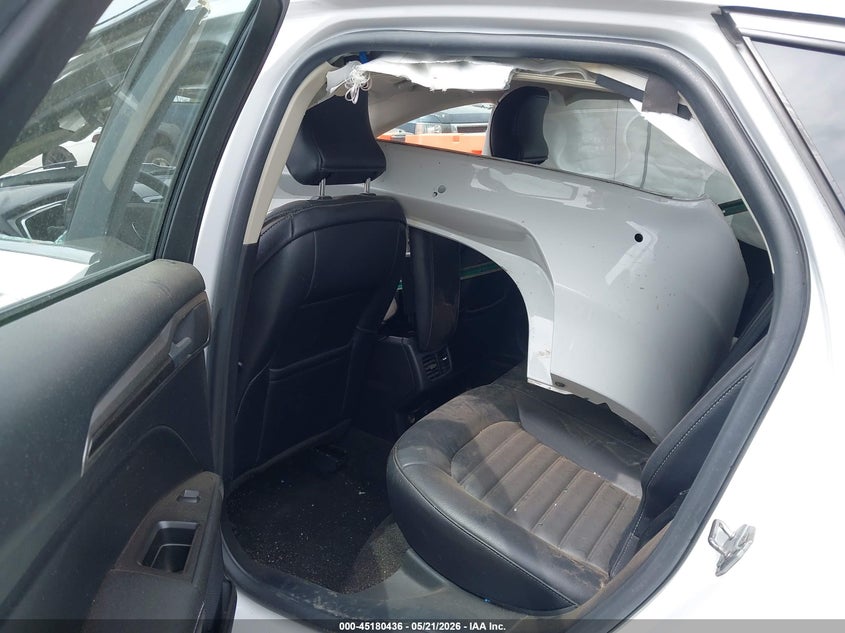 VIN 3FA6P0LUXJR118746 2018 FORD FUSION HYBRID SE