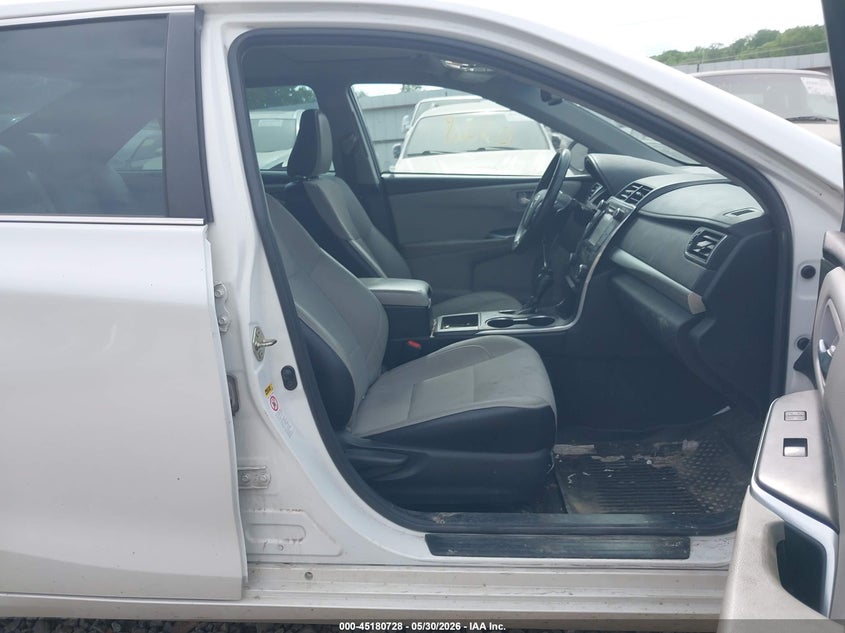 2017 TOYOTA CAMRY auction photo 5