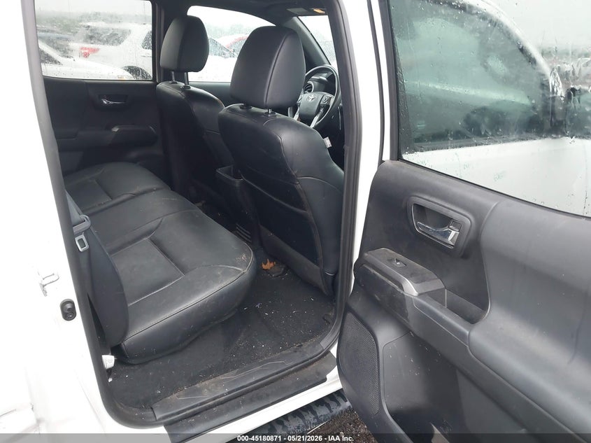 2021 TOYOTA TACOMA auction photo 8