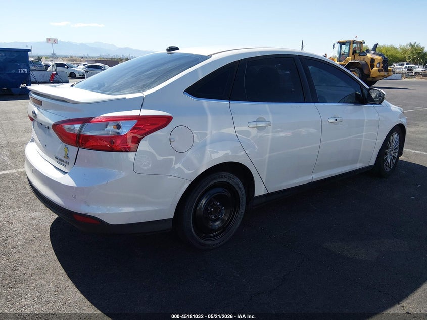 2012 FORD FOCUS auction photo 4
