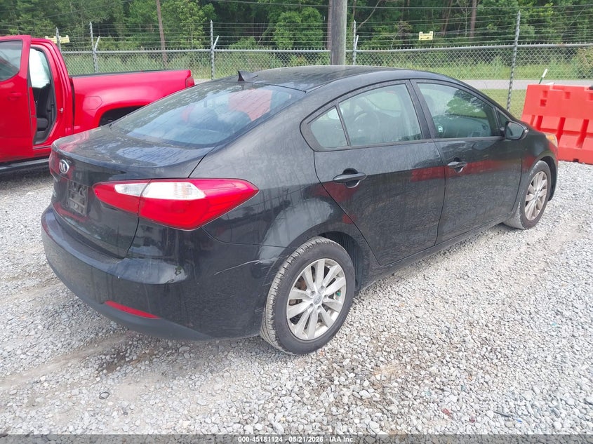 2015 KIA FORTE auction photo 4