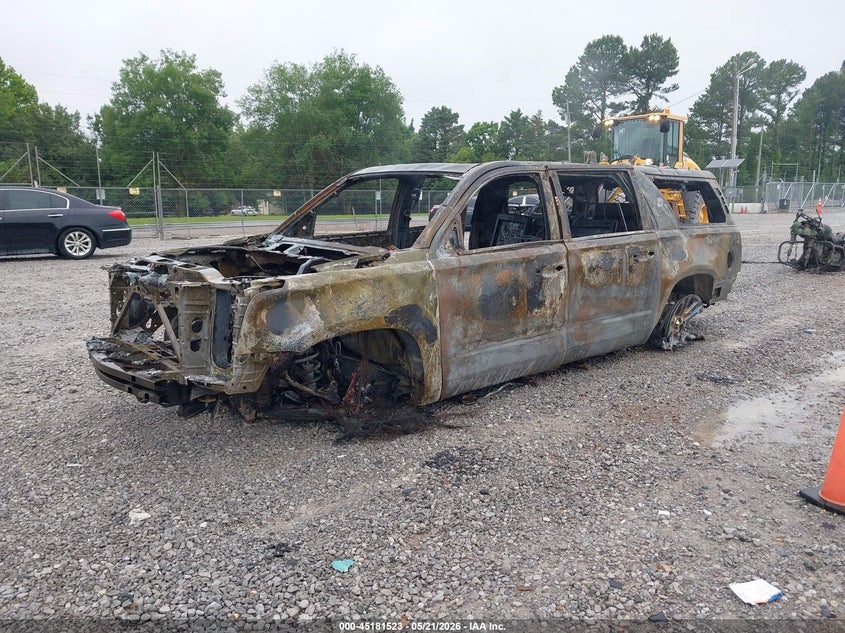 2017 GMC YUKON XL auction photo 2