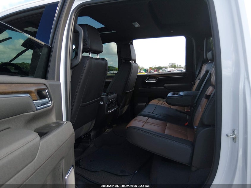 2025 CHEVROLET SILVERADO 2500HD auction photo 7