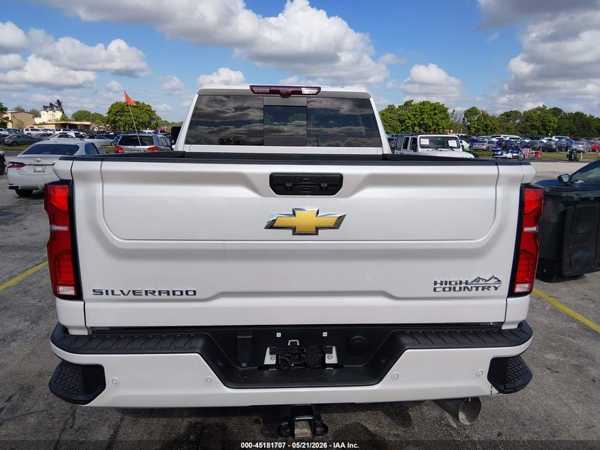 2025 CHEVROLET SILVERADO 2500HD auction photo 8