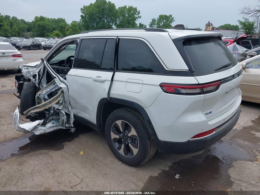 2023 JEEP GRAND CHEROKEE 4XE auction photo 3