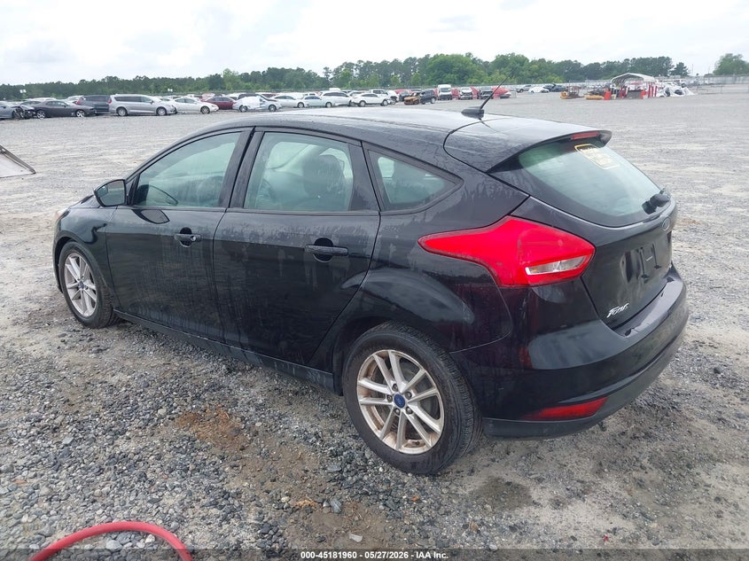 Vin: 1fadp3k27hl225898, lot: 45679672, ford focus se 20173