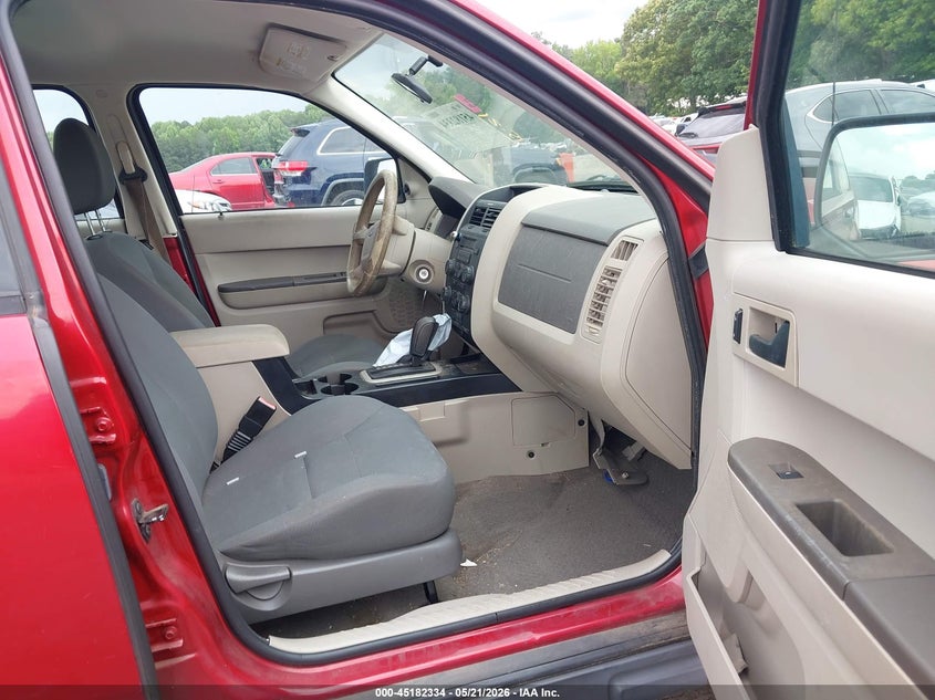 2008 FORD ESCAPE auction photo 5