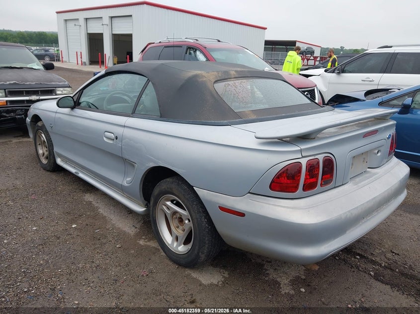 1996 FORD MUSTANG auction photo 3