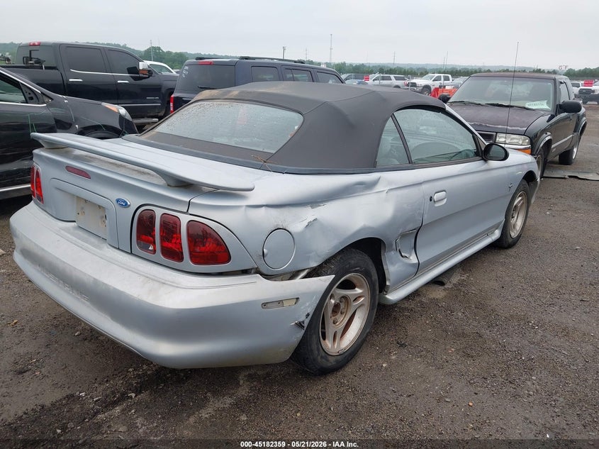 1996 FORD MUSTANG auction photo 4