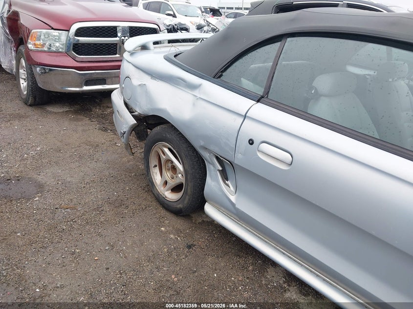 1996 FORD MUSTANG auction photo 6