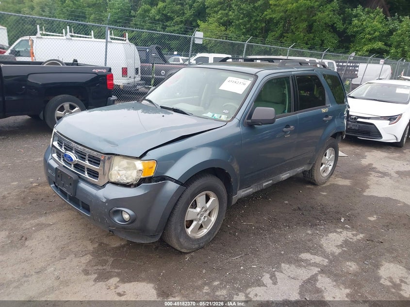 Vin: 1fmcu0d72bkc25628, lot: 45680081, ford escape xlt 20112