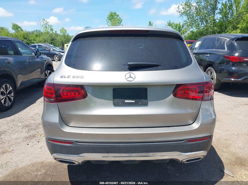 MERCEDES-BENZ GLC 300 - zdjęcie 16