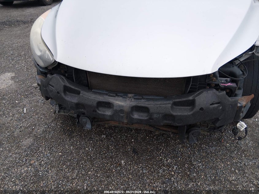 2013 HYUNDAI ELANTRA auction photo 6