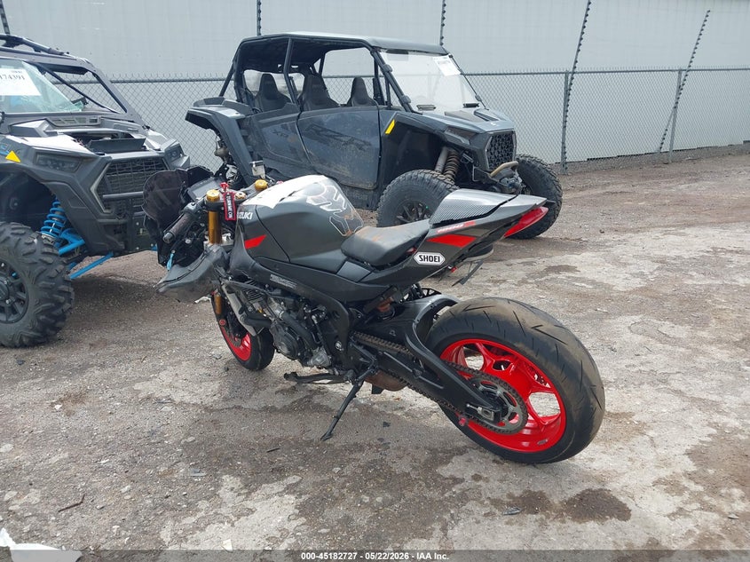 2021 SUZUKI GSX-R1000 auction photo 3