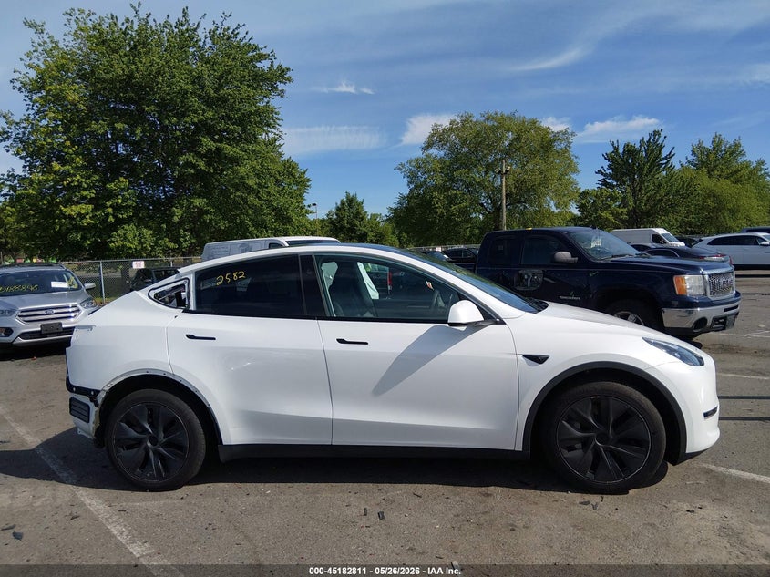 2024 TESLA MODEL Y SPORT UTILITY VEHICLE ELECTRIC
