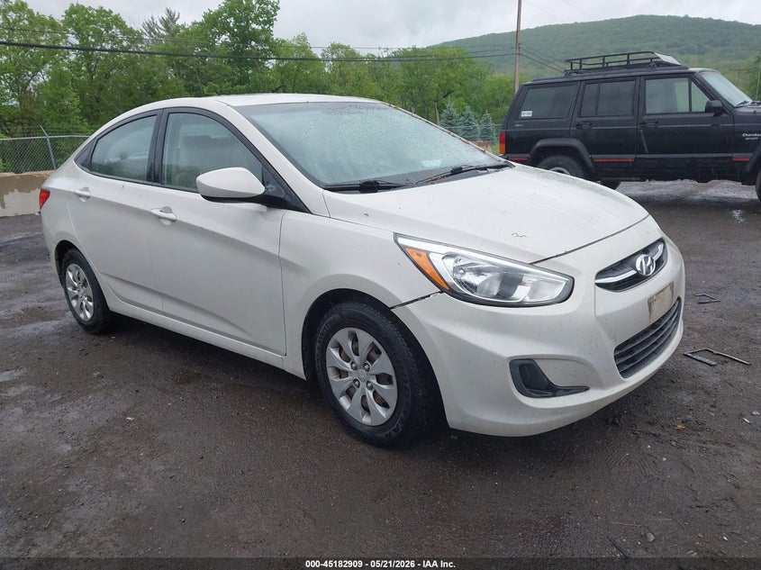 2016 HYUNDAI ACCENT SE
