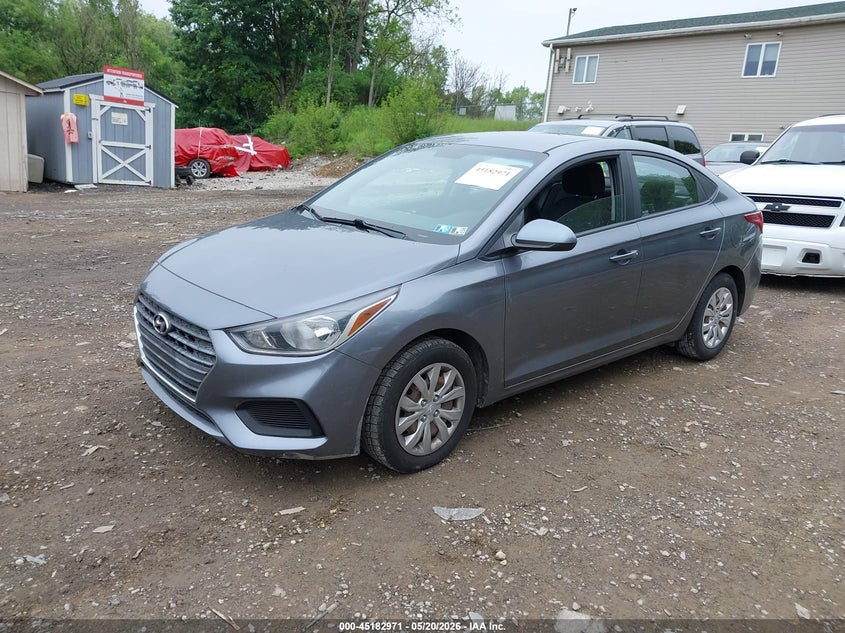 Vin: 3kpc24a3xje026363, lot: 45680682, hyundai accent se 20182