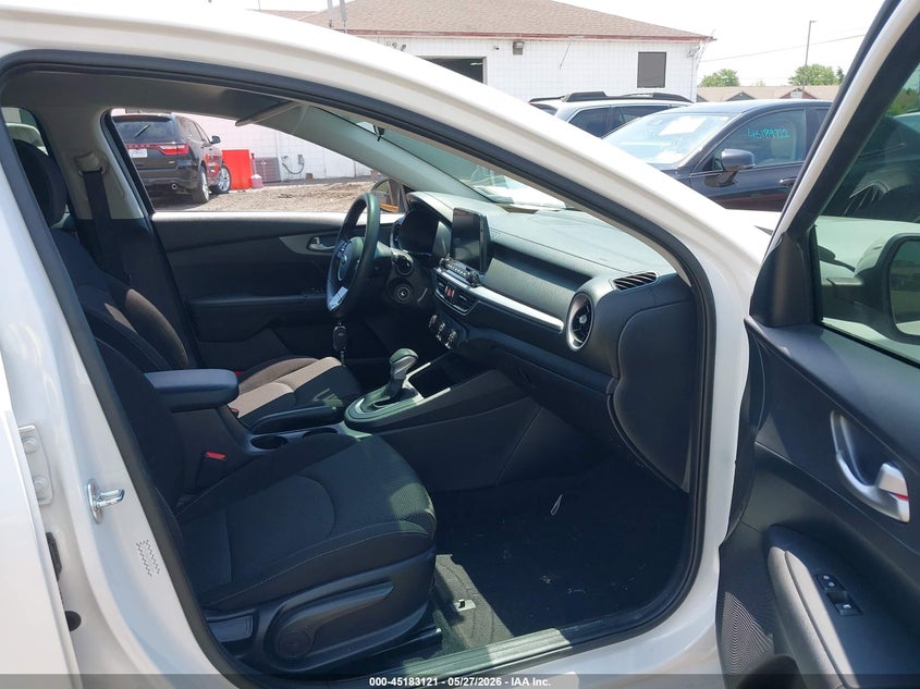 VIN 3KPF24AD0ME282246 2021 KIA FORTE LXS