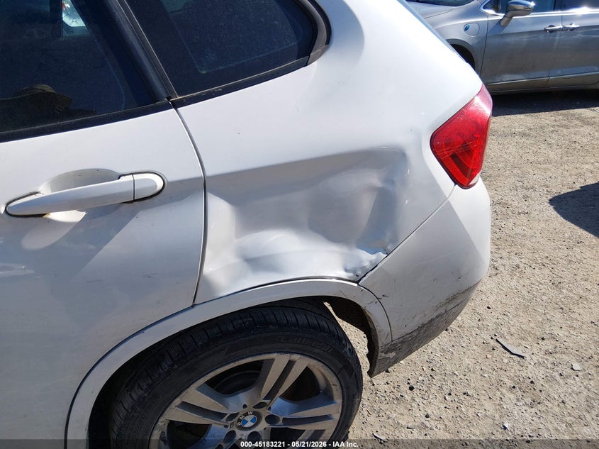 2013 BMW X1 xDrive35I VIN: WBAVM5C52DVV89671 Lot: 45183221
