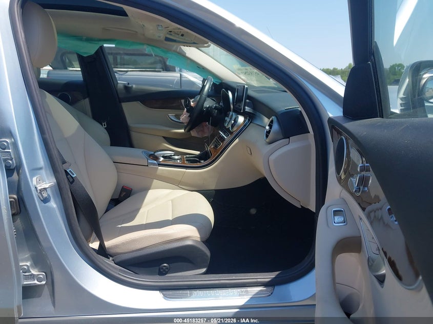 2016 MERCEDES-BENZ C auction photo 5