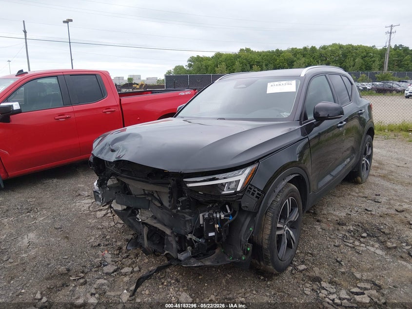 Vin: yv4l12uv2p2914743, lot: 45681008, volvo xc40 b5 core 20232