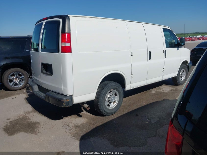 2016 CHEVROLET EXPRESS 2500 auction photo 4
