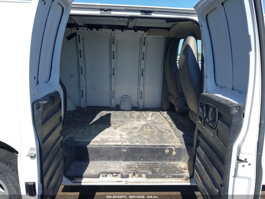 2016 CHEVROLET EXPRESS 2500 auction photo 8