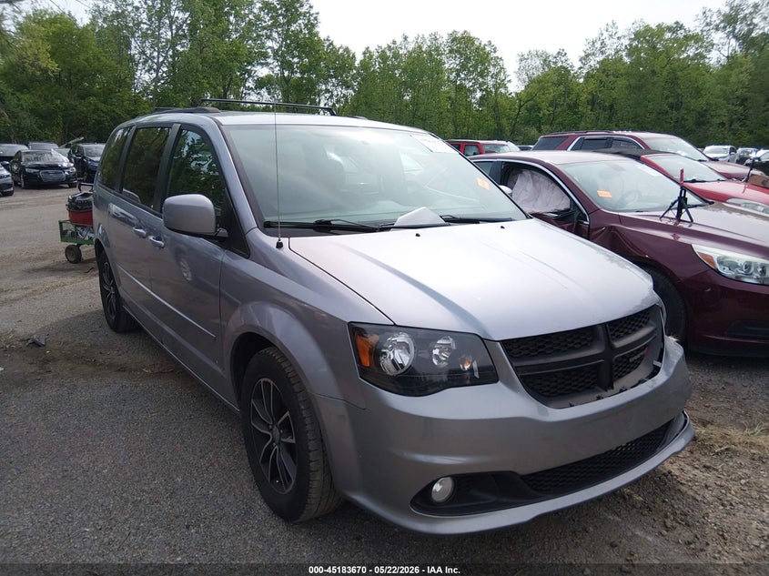 Vin: 2c4rdgeg2fr683859, lot: 45681382, dodge grand caravan r/t 2015 img_1
