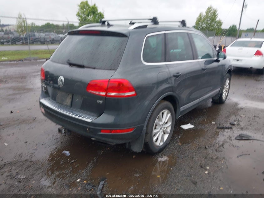 2014 VOLKSWAGEN TOUAREG auction photo 4
