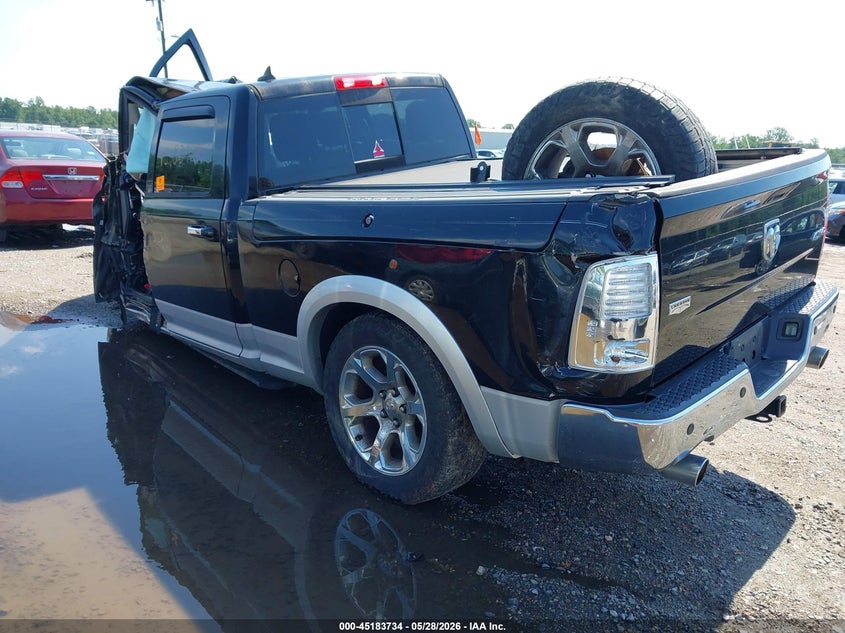 Vin: 1c6rr7vt2ds711189, lot: 45681446, ram 1500 laramie 20133