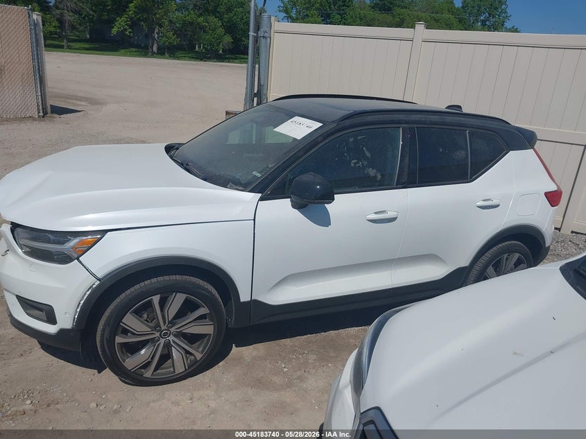 2022 Volvo Xc40 Recharge Pure Electric P8 Twin Plus VIN: YV4ED3UR0N2772138 Lot: 45183740